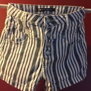 High waisted striped jean short